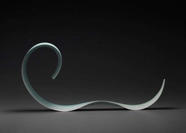  5.  颪          W81.5  D8  H37.5 cm