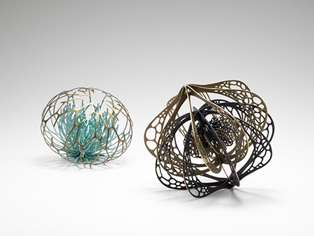 久米圭子　左：wonders 076、右：wonders 075