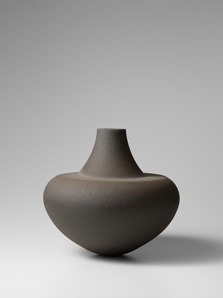 1  	焼締尖　Stoneware, 